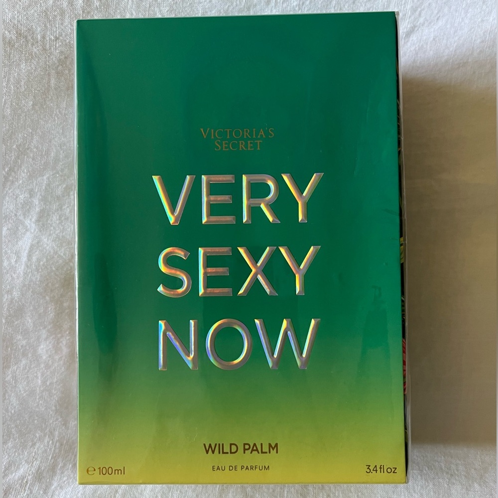 NIB Victoria’s Secret Bery Secu Now Wild Palm Perfume